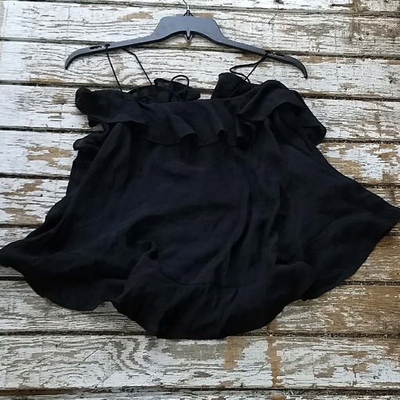 Black Flutter spaghetti strap top - Picture 4 of 5